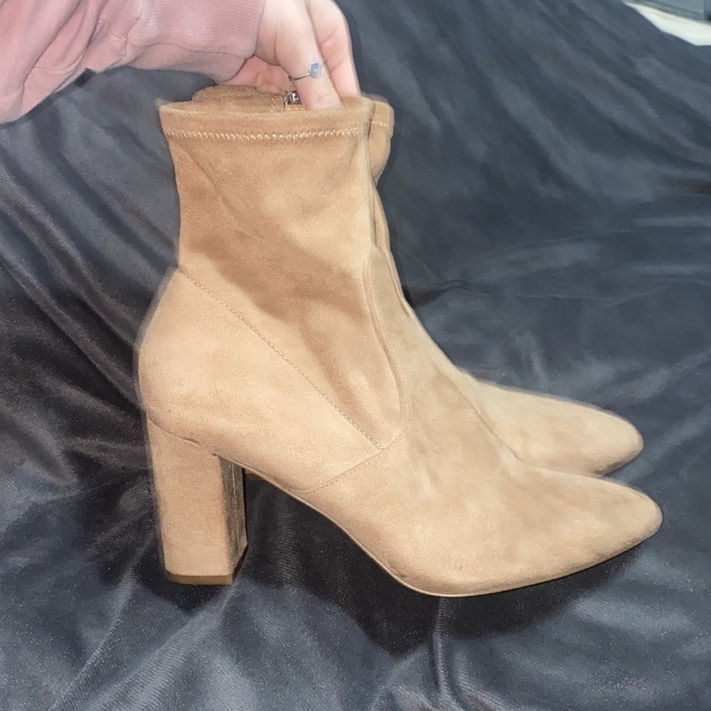 🛍️Steve Madden Shoes Steve Madden Edril Bootie! - Picture 2 of 9
